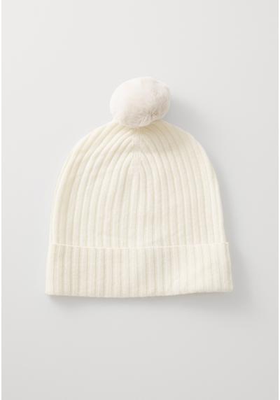 Шапка POM HAT