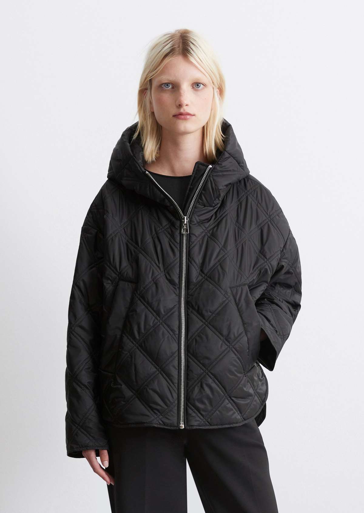 Куртка QUILTED CAPE JACKET WELT POCKETS SIDE SLITS