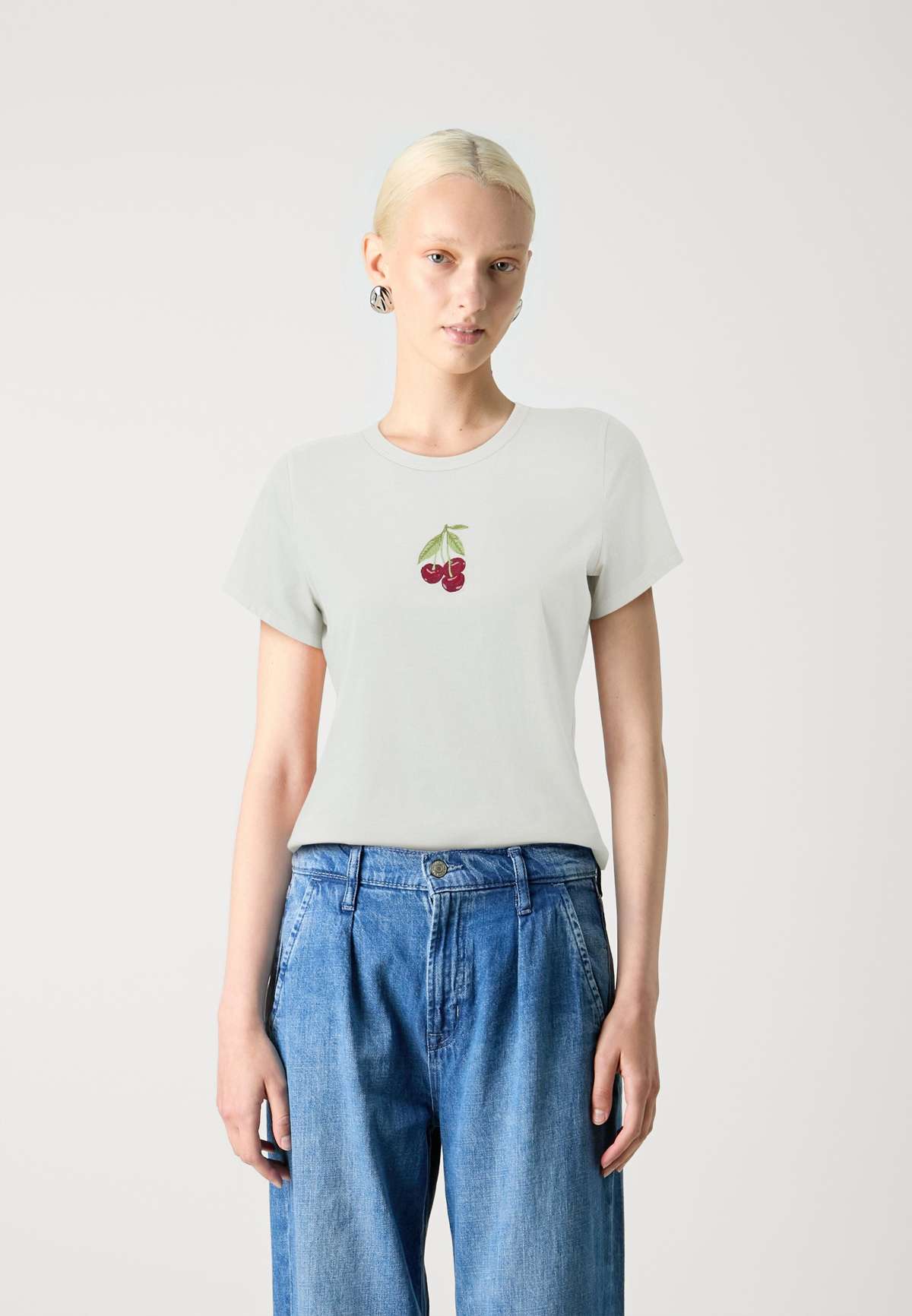 Футболка SKIMMING BASIC CHERRIES TEE