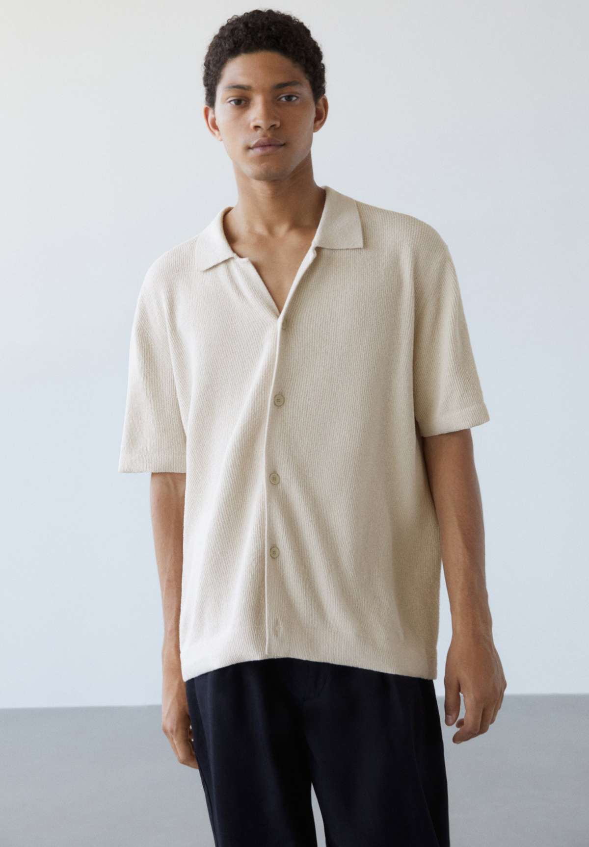 Трикотажный жакет SHORT SLEEVE WITH BUTTONS