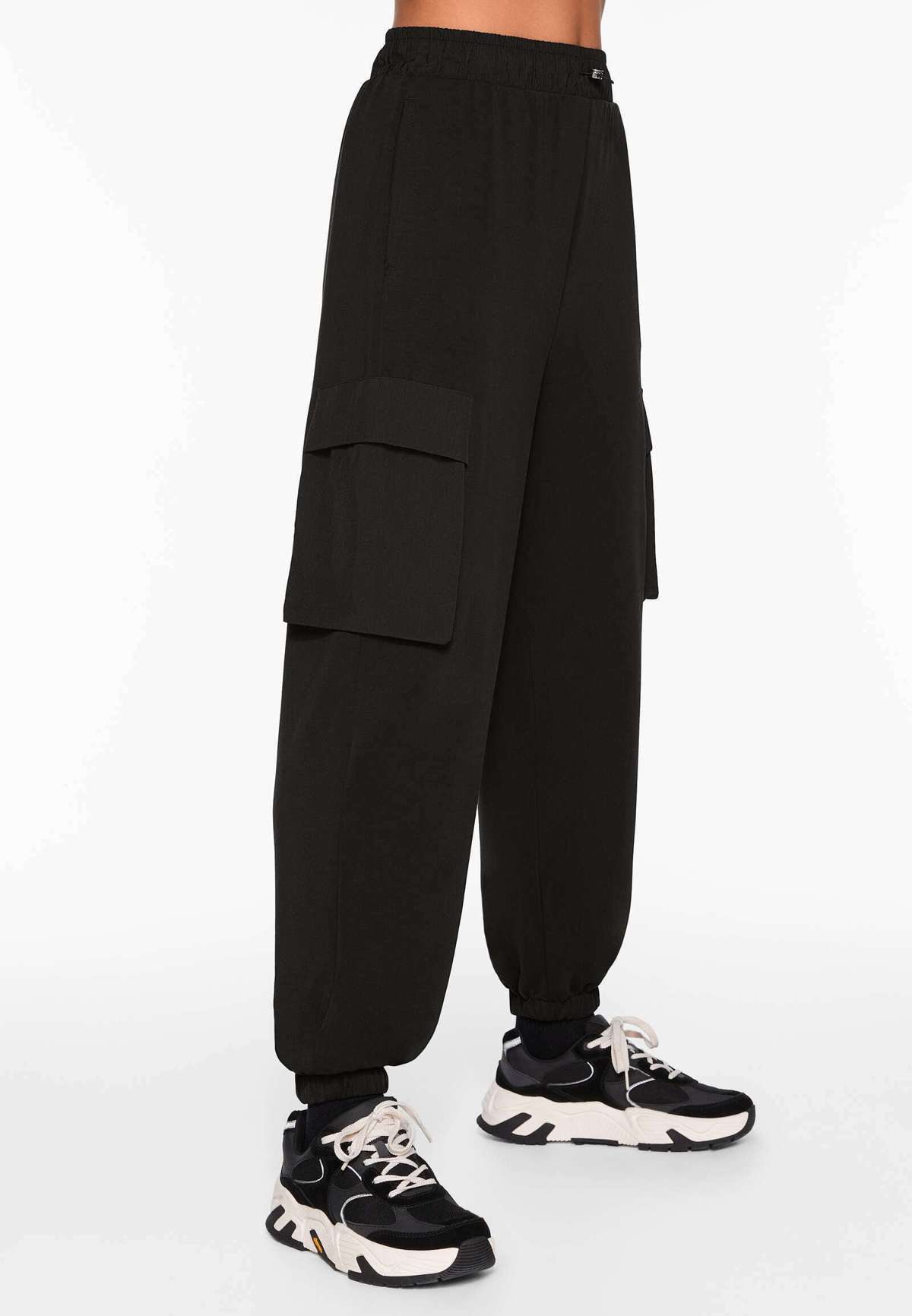 Брюки RELAXED JOGGERS WITH POCKETS