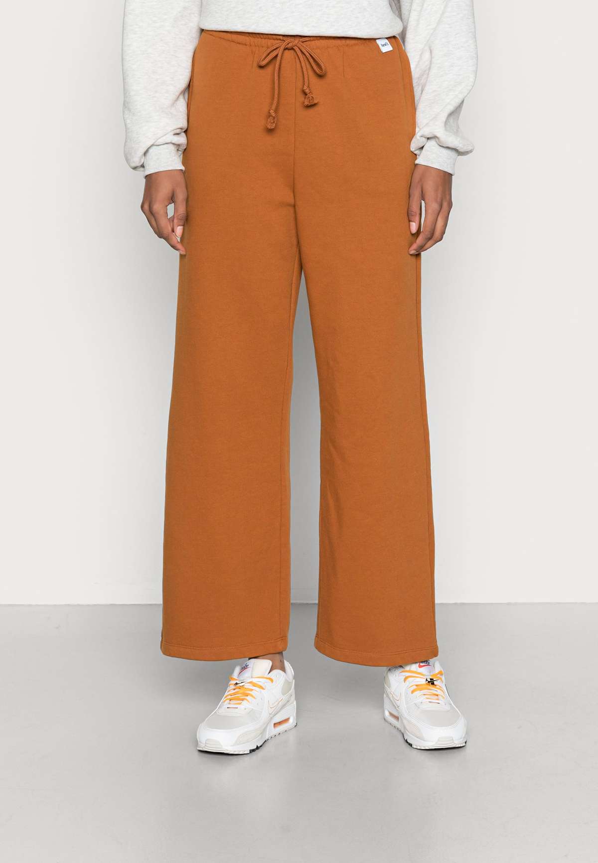 Брюки APARTMENT PANT