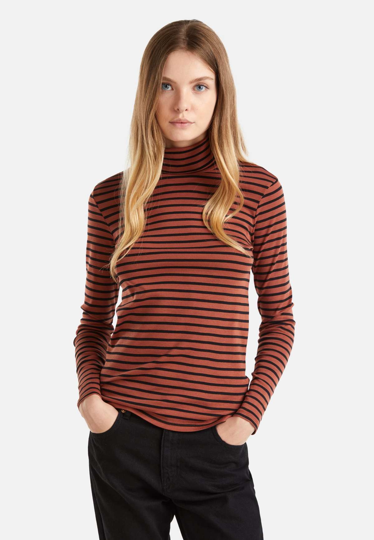 Кофта STRIPED TURTLENECK