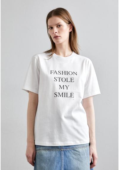 Футболка SLOGAN TEE