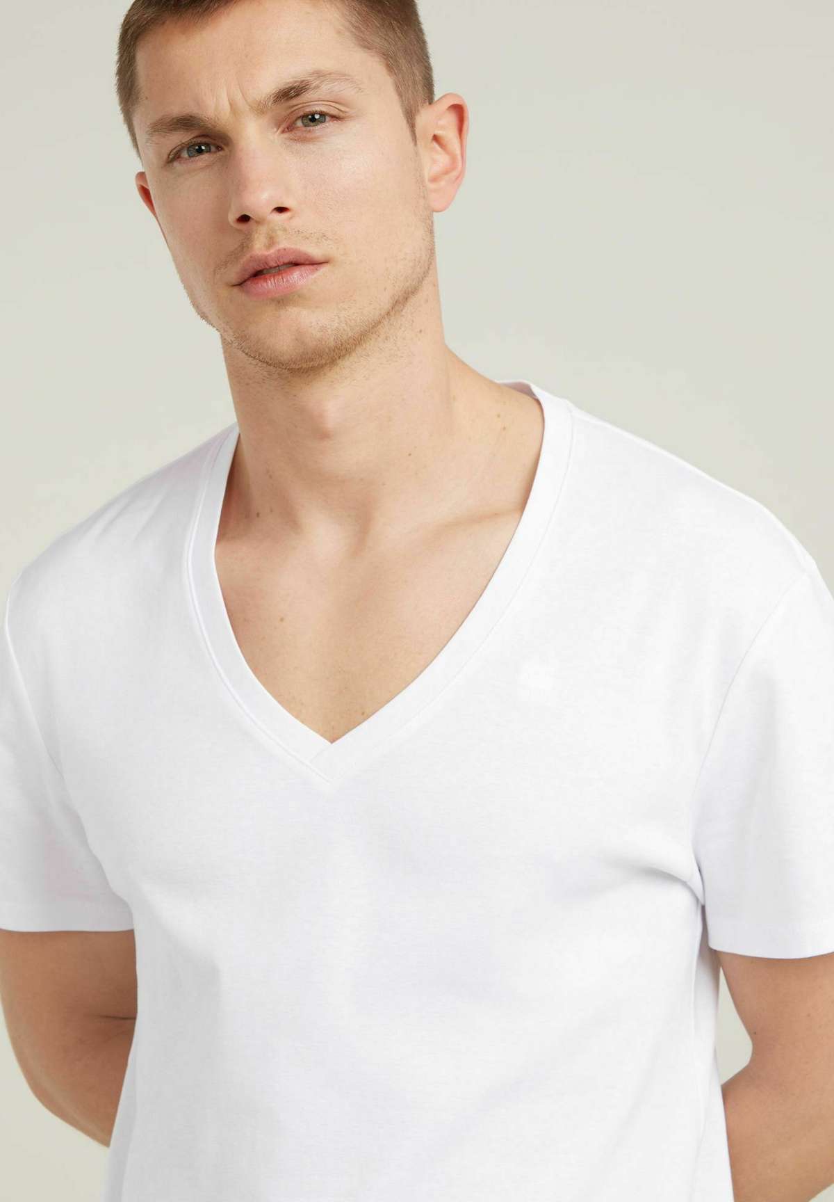 Майка BASE V-NECK 2-PACK