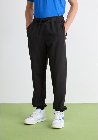 Брюки QUARACCHI JOG PANT